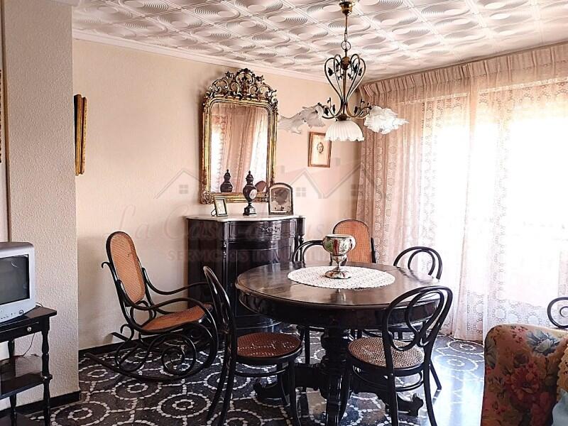 4 bedroom Apartment for sale