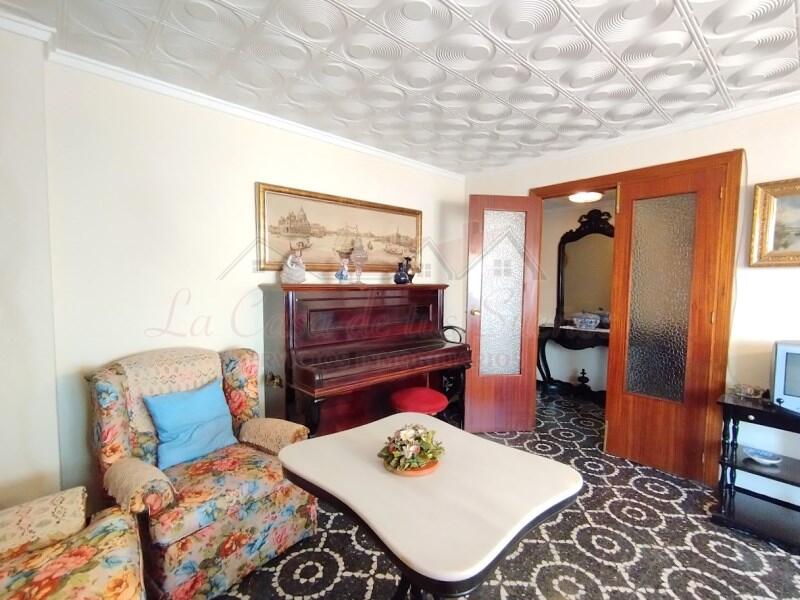 4 bedroom Apartment for sale