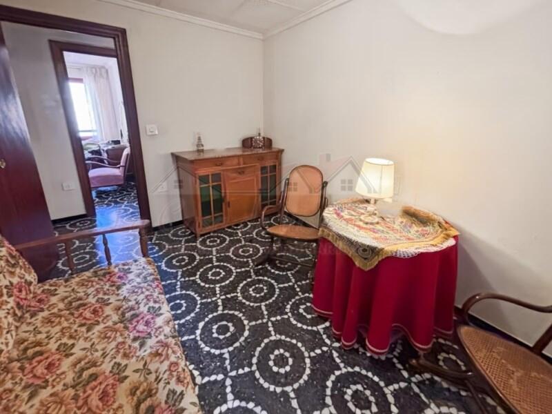 4 bedroom Apartment for sale