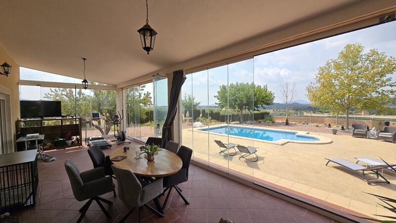 3 bedroom Villa for sale