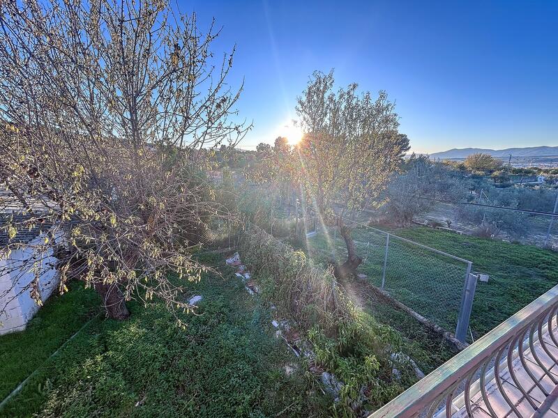 6 bedroom Villa for sale