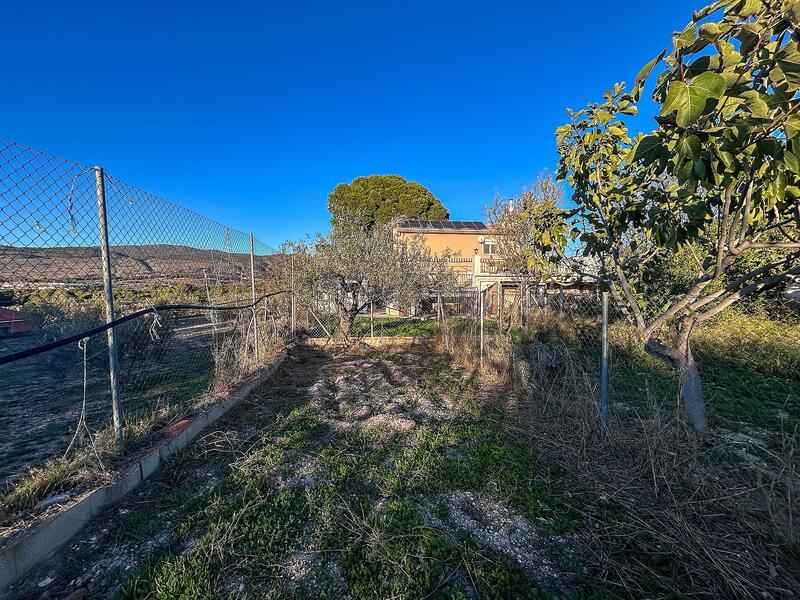 6 bedroom Villa for sale