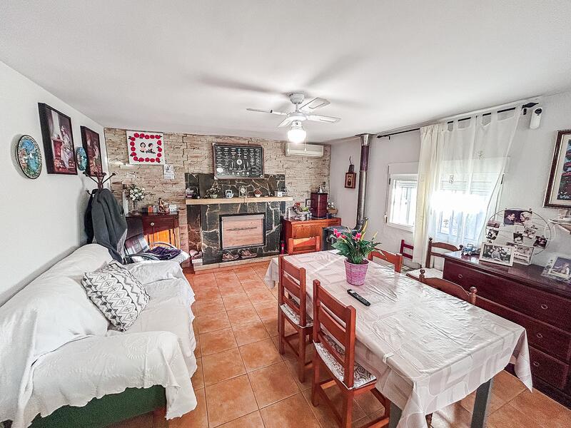 6 bedroom Villa for sale