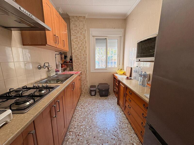 3 спальная комната Деревенский Дом продается