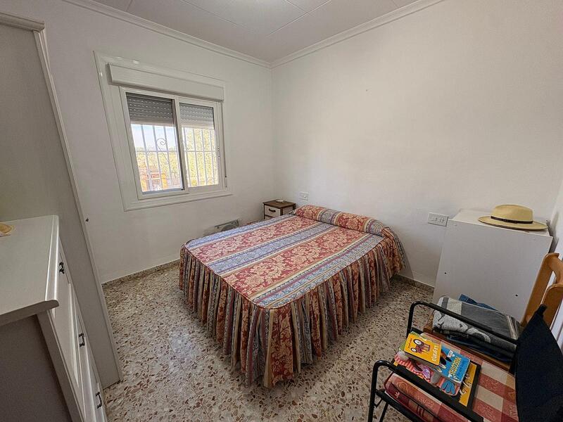 3 спальная комната Деревенский Дом продается