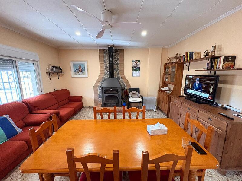 3 спальная комната Деревенский Дом продается