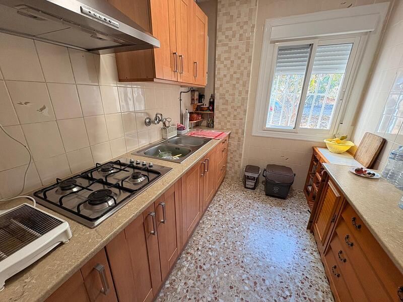 3 спальная комната Деревенский Дом продается