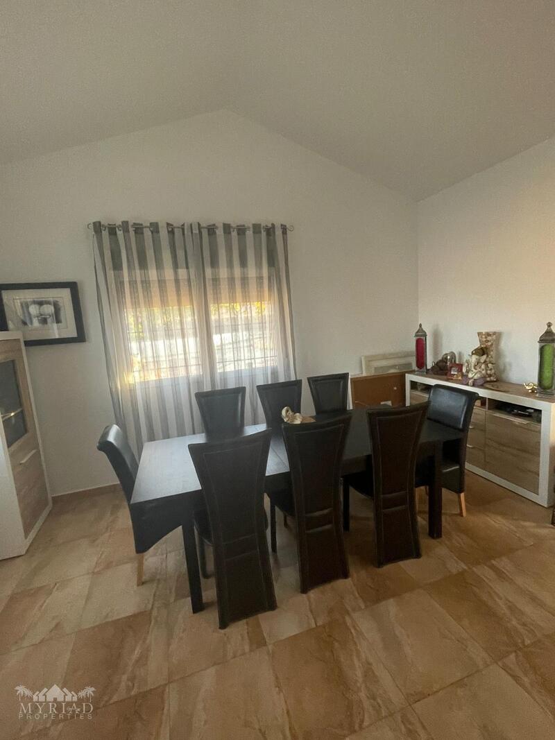 6 bedroom Villa for sale 6 bedroom Villa for sale