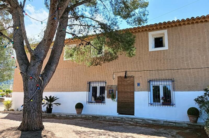 3 bedroom Country House for sale