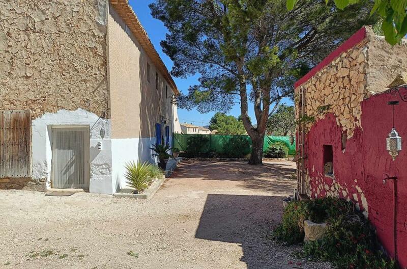 3 bedroom Country House for sale