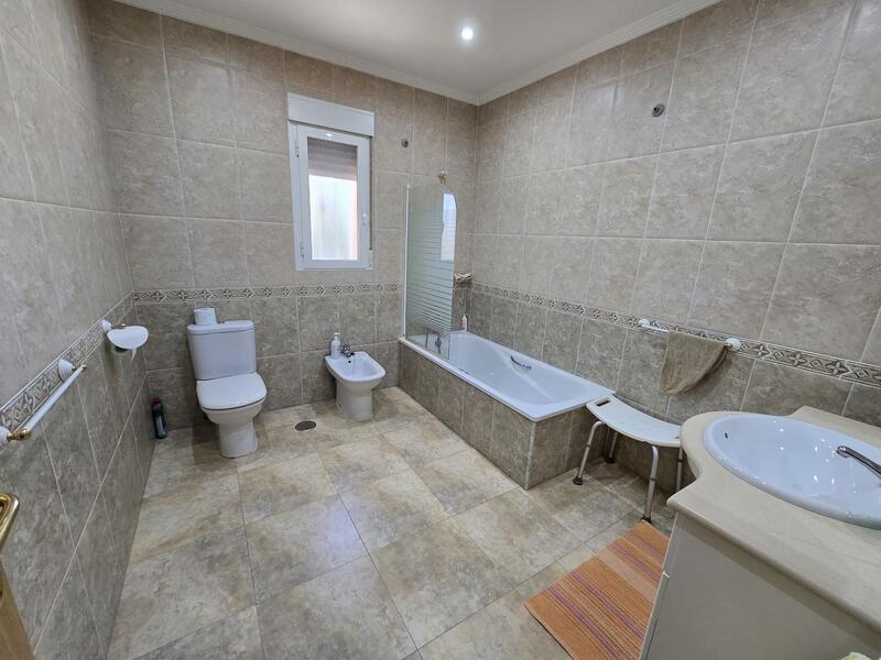 4 bedroom Villa for sale 4 bedroom Villa for sale