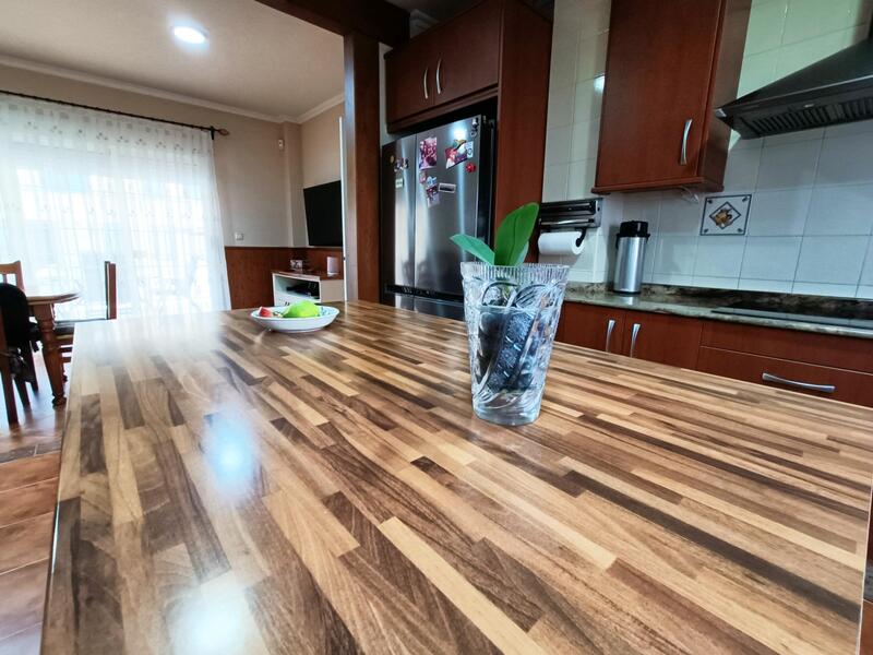 4 bedroom Townhouse for sale