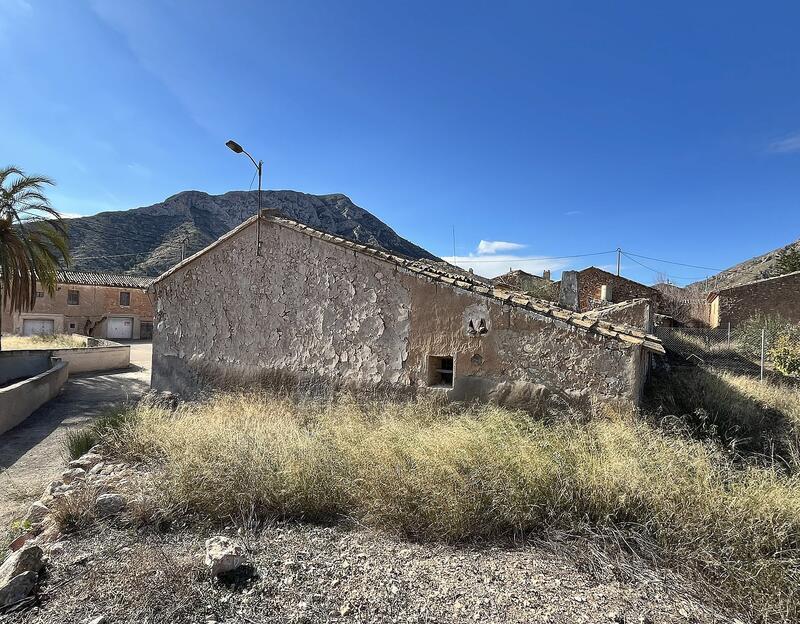 4 bedroom Country House for sale