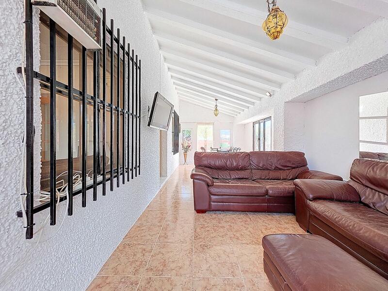 5 slaapkamer Landhuis Te koop 5 slaapkamer Landhuis Te koop