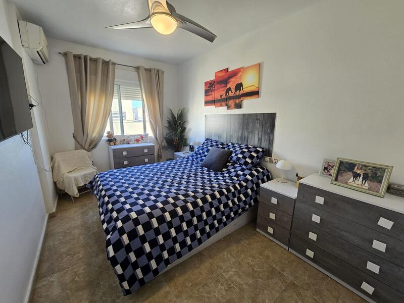 3 bedroom Apartment for sale