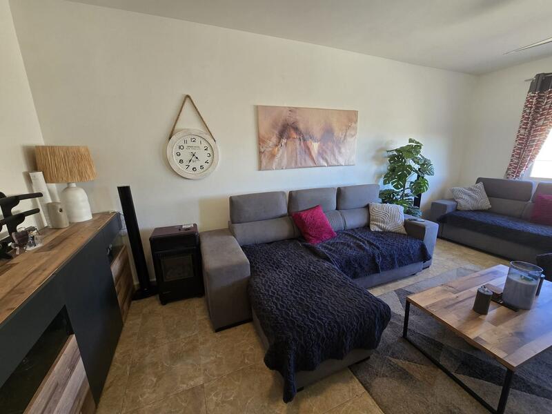 3 bedroom Apartment for sale