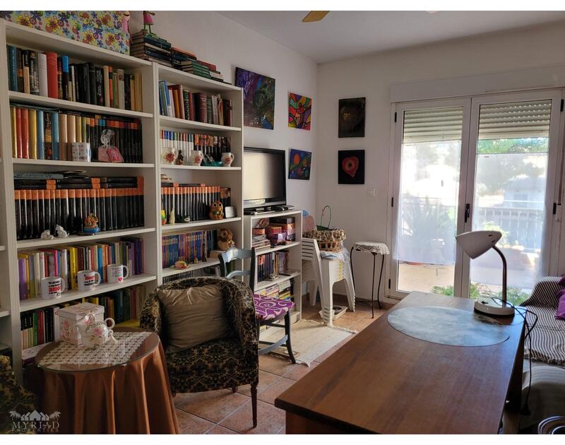 5 bedroom Townhouse for sale 5 bedroom Townhouse for sale