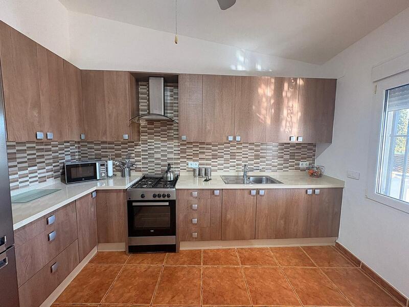 3 bedroom Country House for sale 3 bedroom Country House for sale