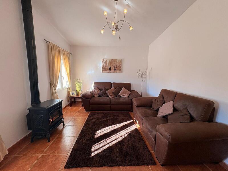 3 bedroom Country House for sale 3 bedroom Country House for sale