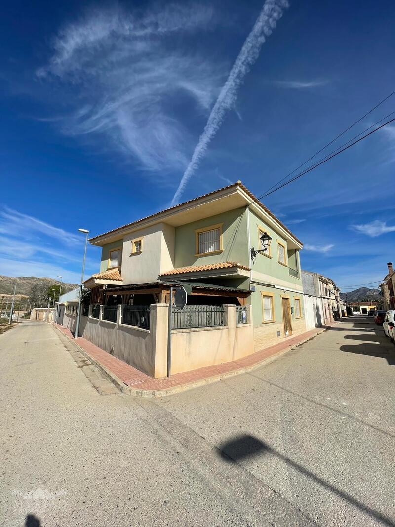 5 bedroom Country House for sale 5 bedroom Country House for sale