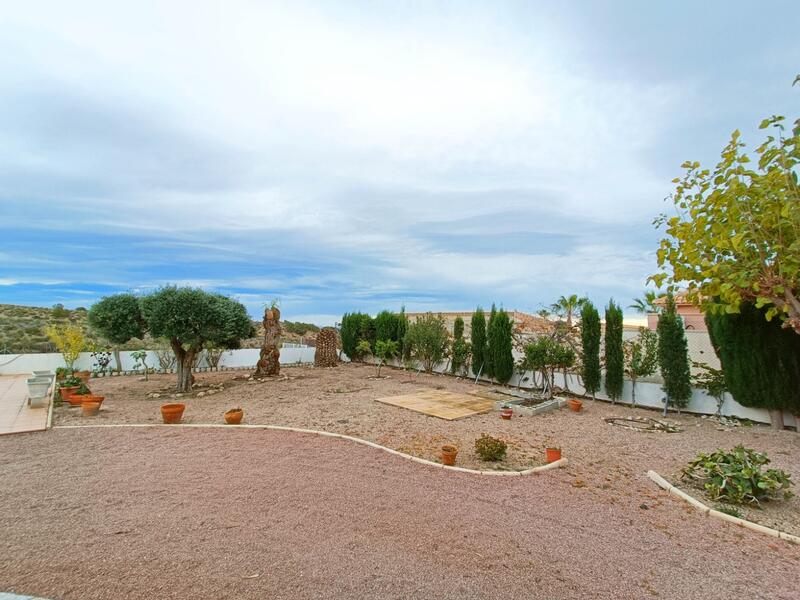 3 спальная комната вилла продается