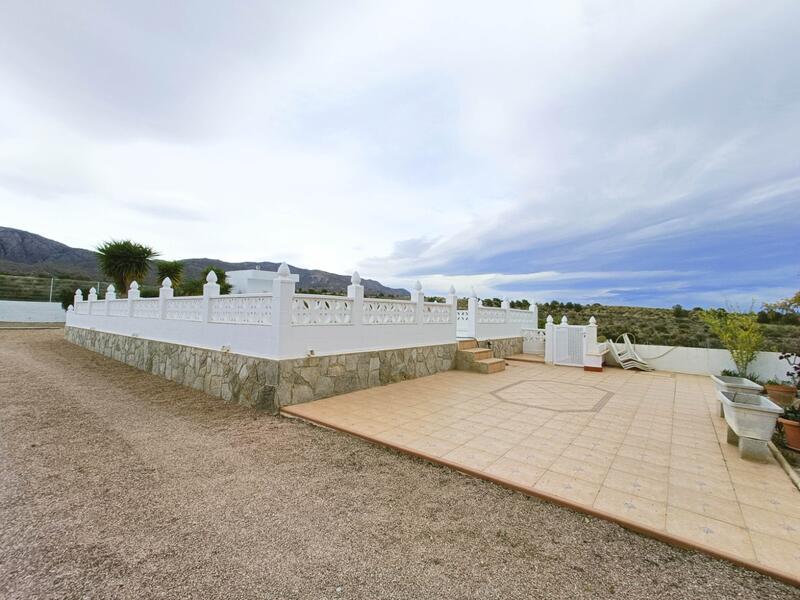 3 спальная комната вилла продается