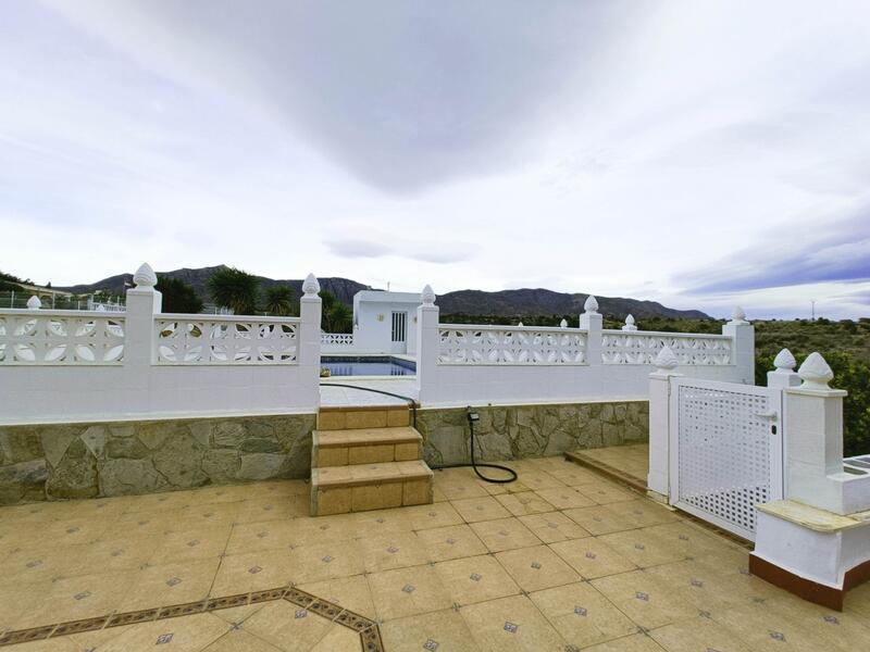 3 спальная комната вилла продается