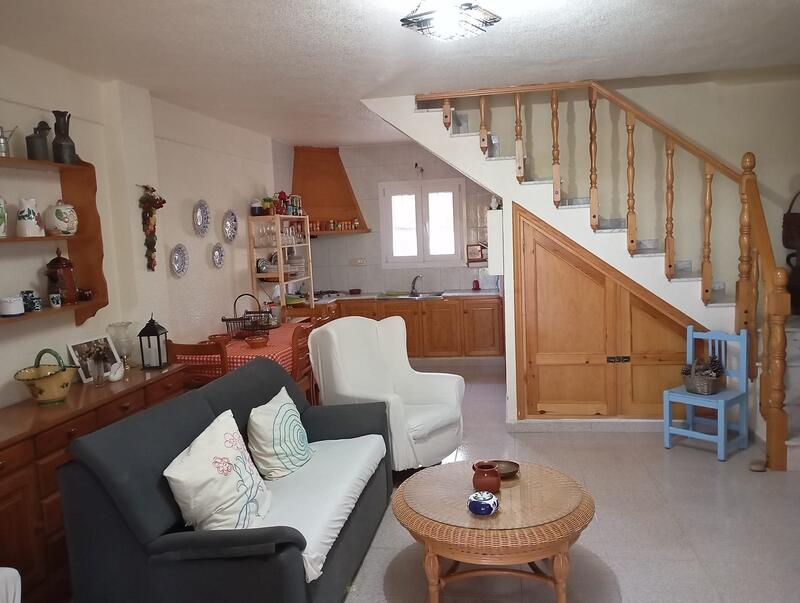 6 bedroom Country House for sale