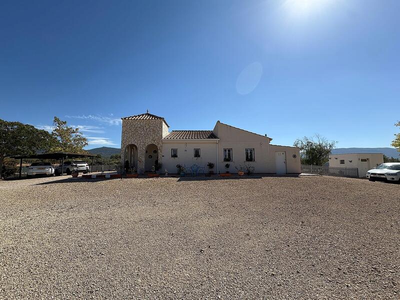 3 bedroom Villa for sale