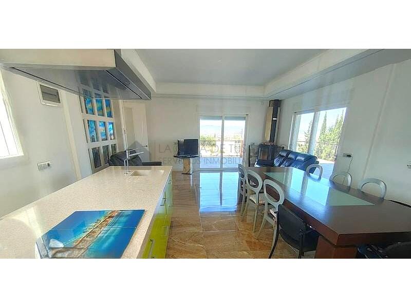 4 bedroom Villa for sale