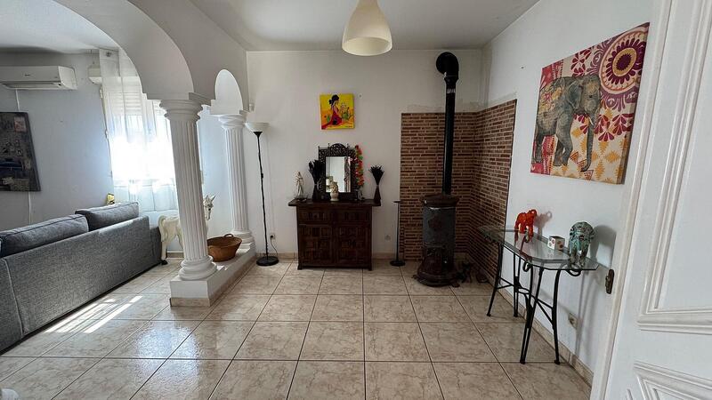 6 Cuarto Villa en venta