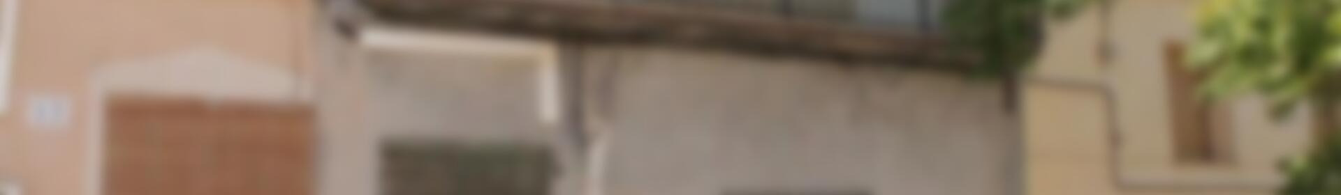 4 bedroom Townhouse for sale