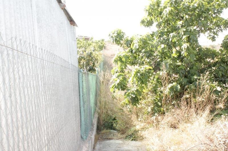 4 bedroom Townhouse for sale