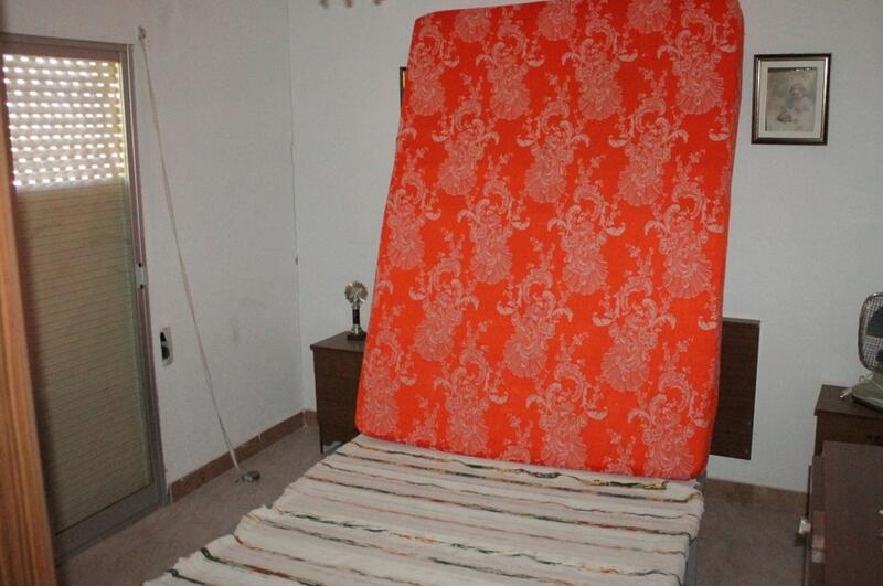 4 bedroom Townhouse for sale