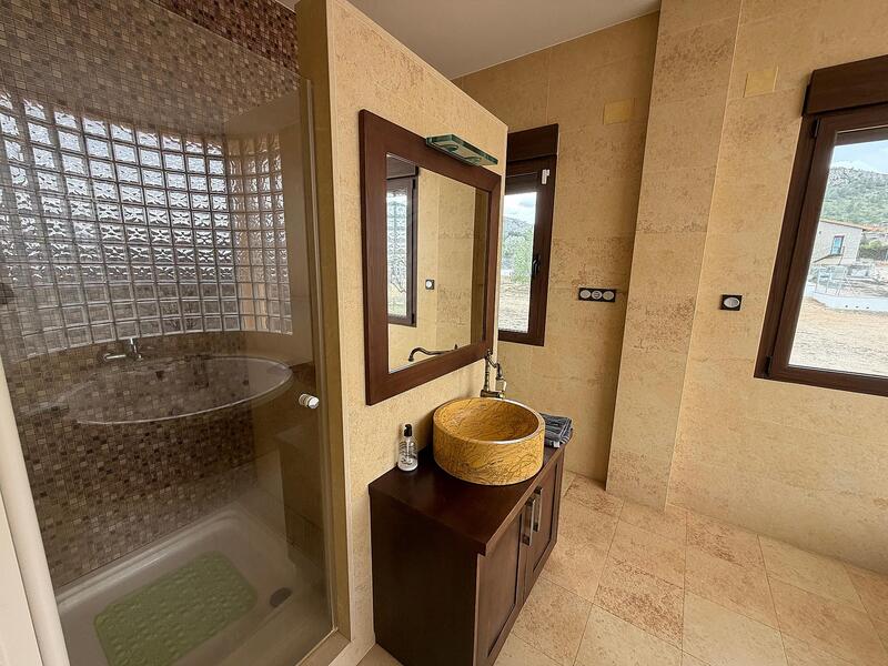 2 Cuarto Casa de Campo en venta