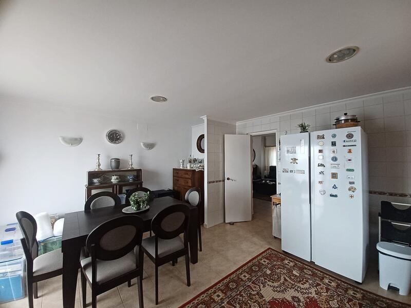 3 bedroom Country House for sale 3 bedroom Country House for sale