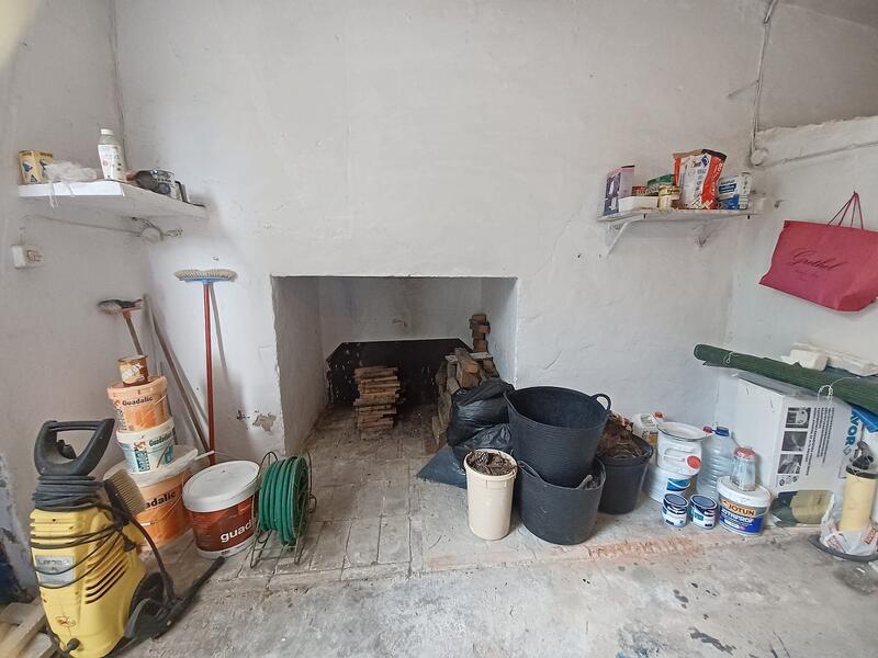 3 bedroom Country House for sale 3 bedroom Country House for sale