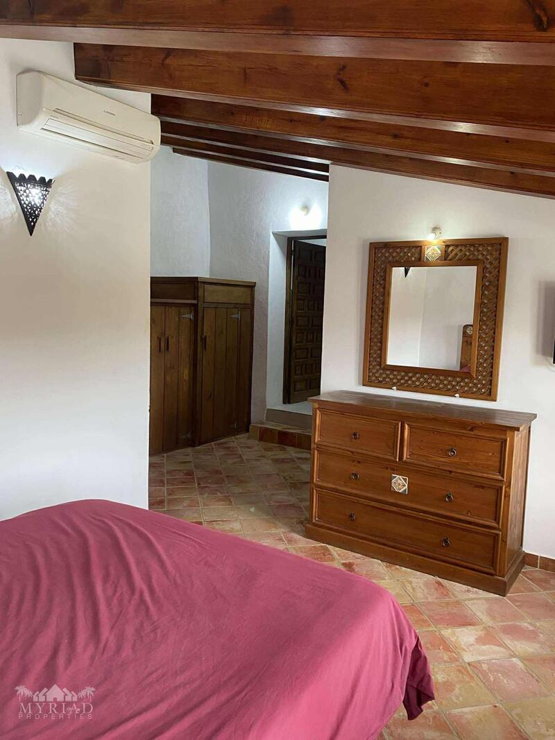 5 soverom Herregård til salgs