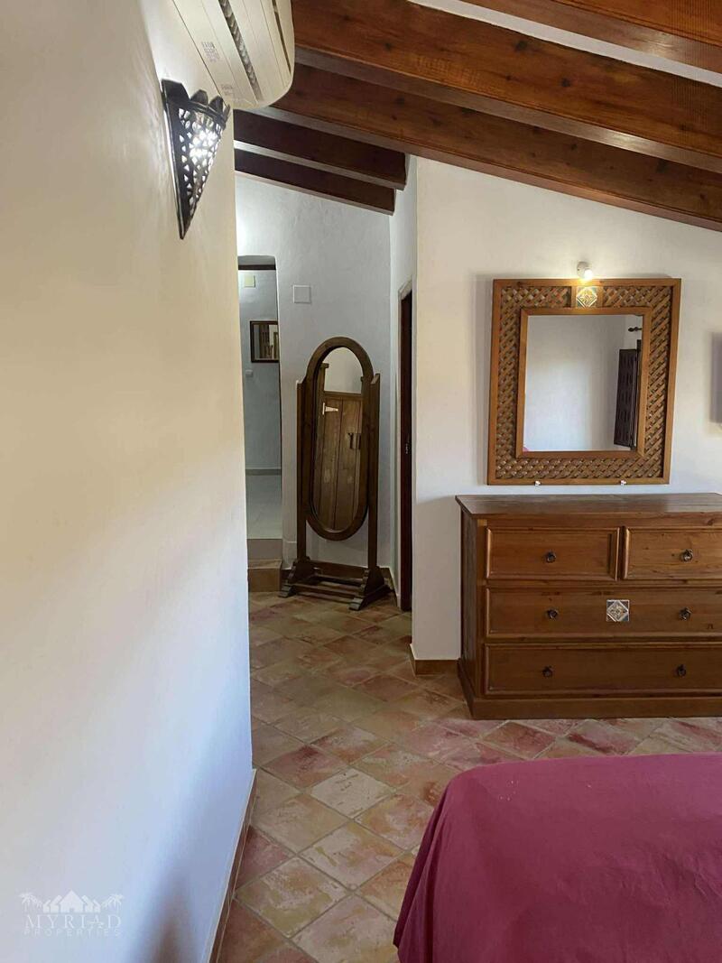 5 soverom Herregård til salgs