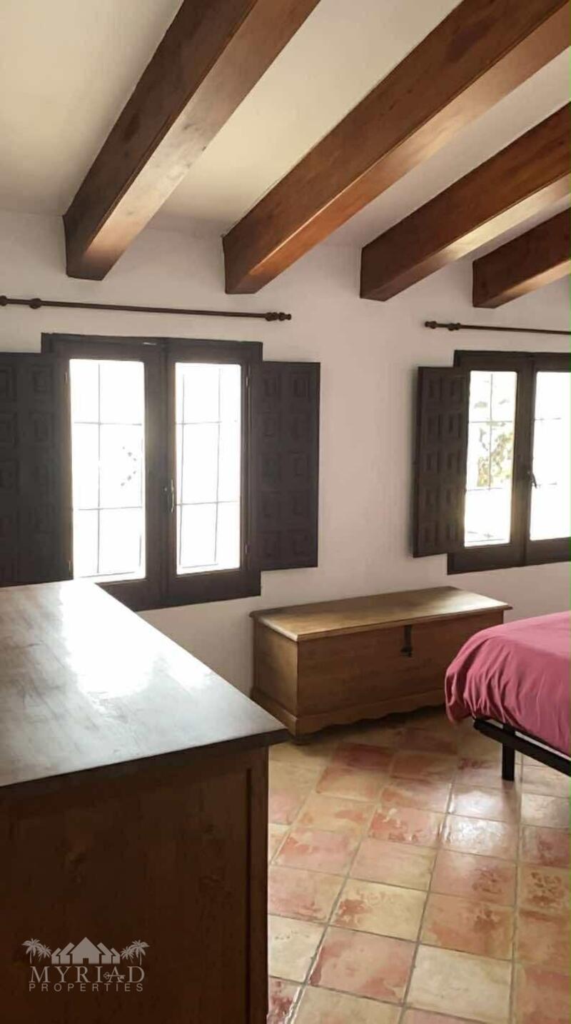 5 soverom Herregård til salgs