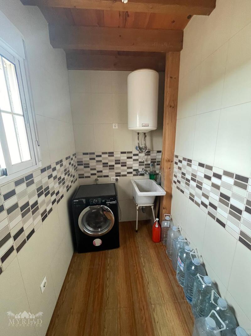 4 chambre Auberge à vendre 4 chambre Auberge à vendre