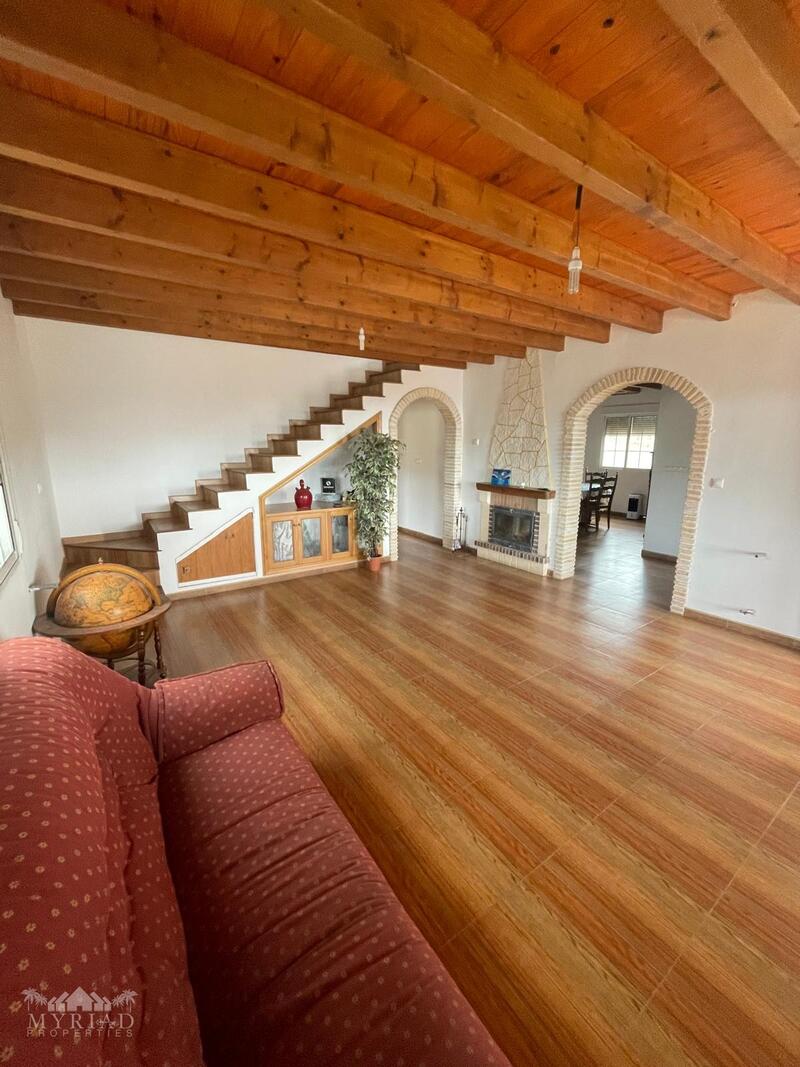 4 chambre Auberge à vendre 4 chambre Auberge à vendre