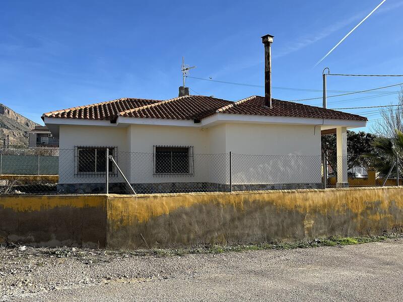 3 спальная комната вилла продается