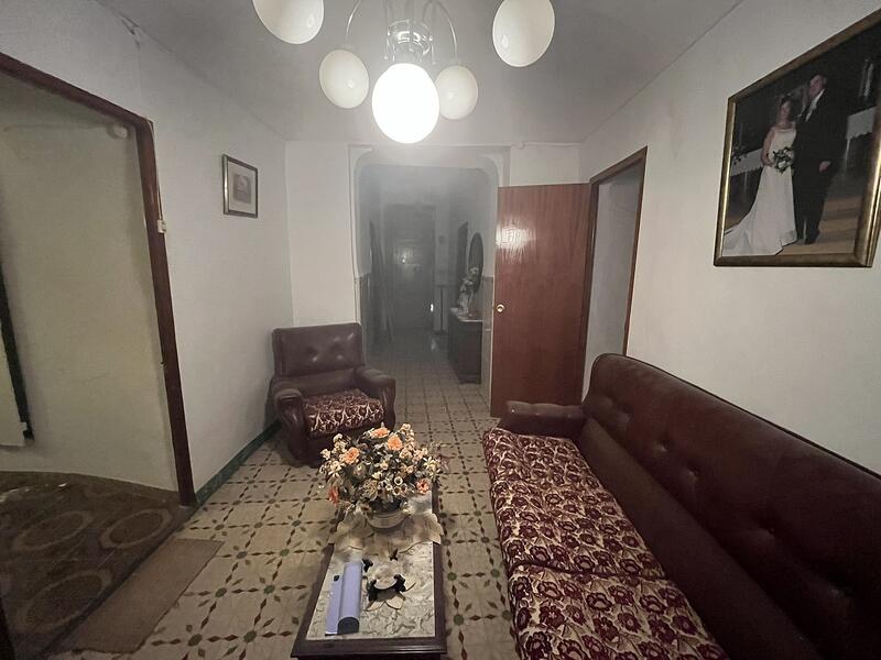 8 sovrum Lantställe till salu 8 sovrum Lantställe till salu