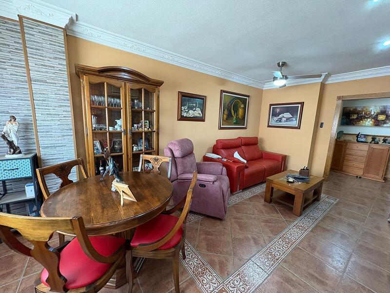 3 Schlafzimmer Appartement zu verkaufen