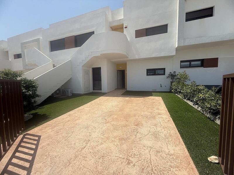 2 спальная комната квартира продается