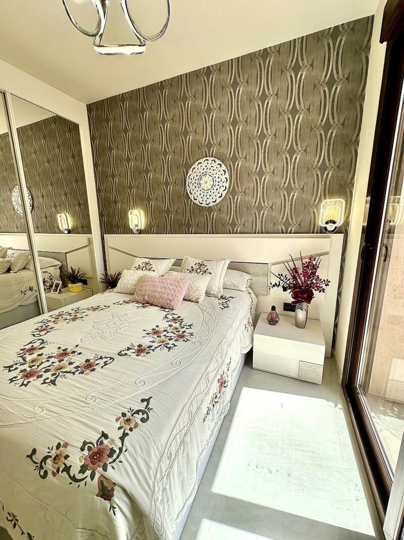 2 спальная комната вилла продается