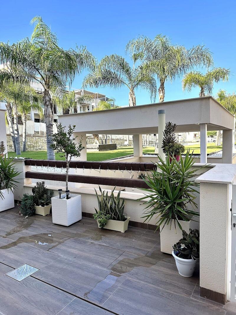 2 спальная комната вилла продается