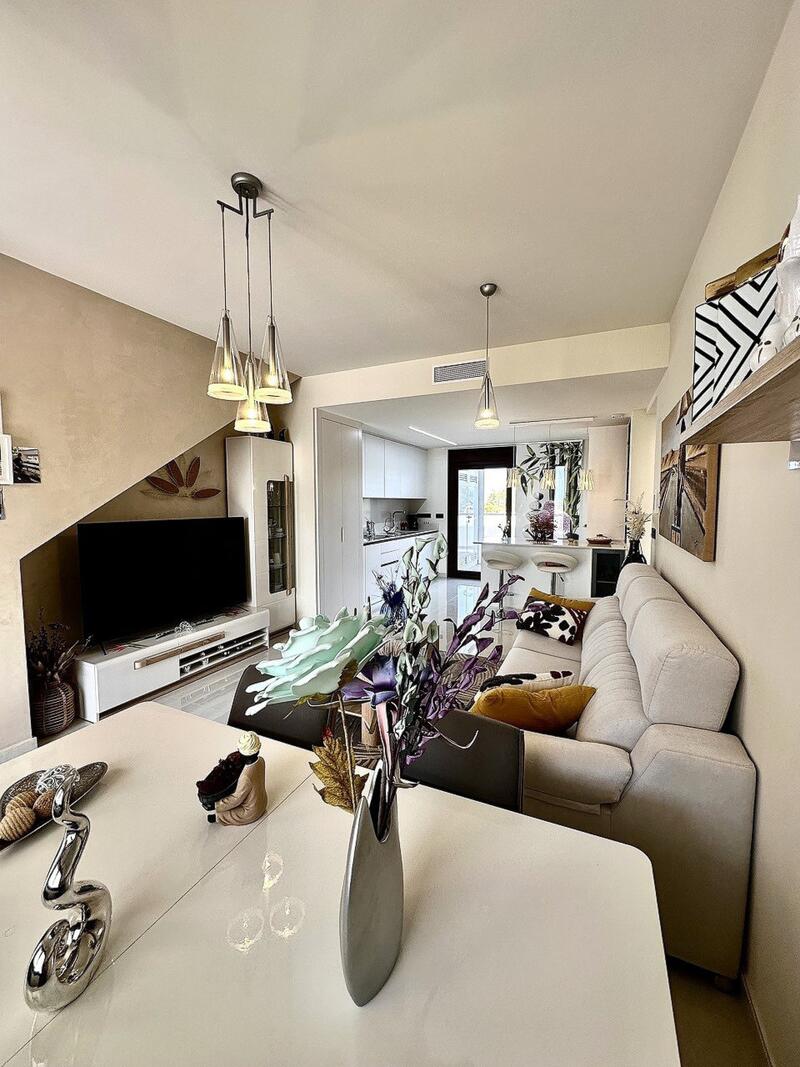 2 спальная комната вилла продается