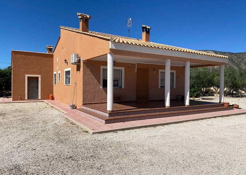 Villa for sale in Salinas, Alicante